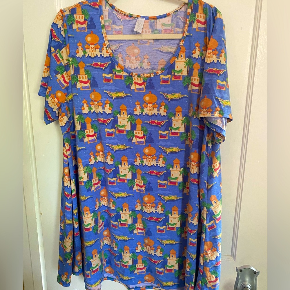Ambrie tunic Disney Aladdin women’s 3X